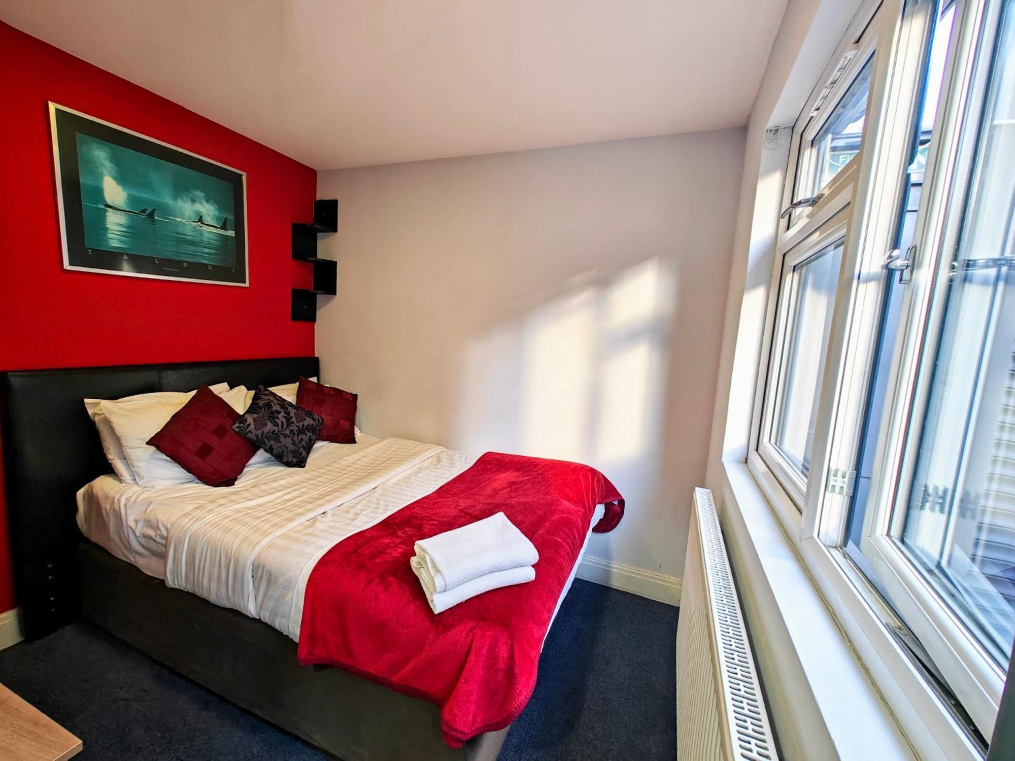 Wellesley Hotel Ilford Esterno foto